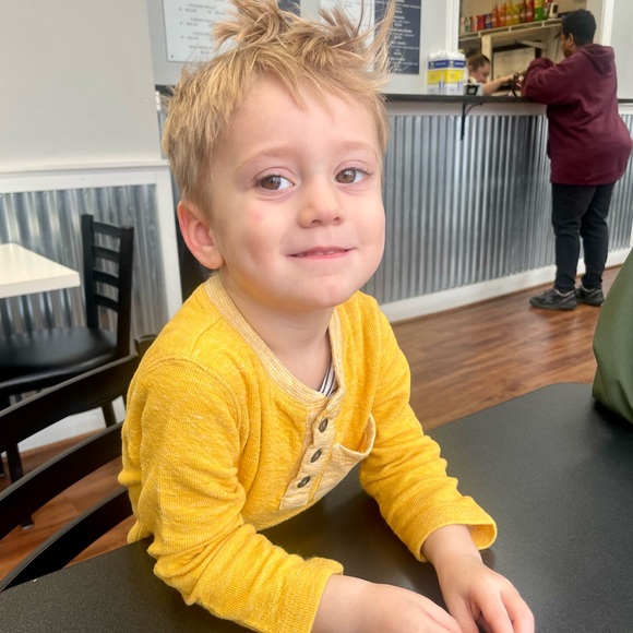 Meet your Posher, Holly - Picture 12 of 16